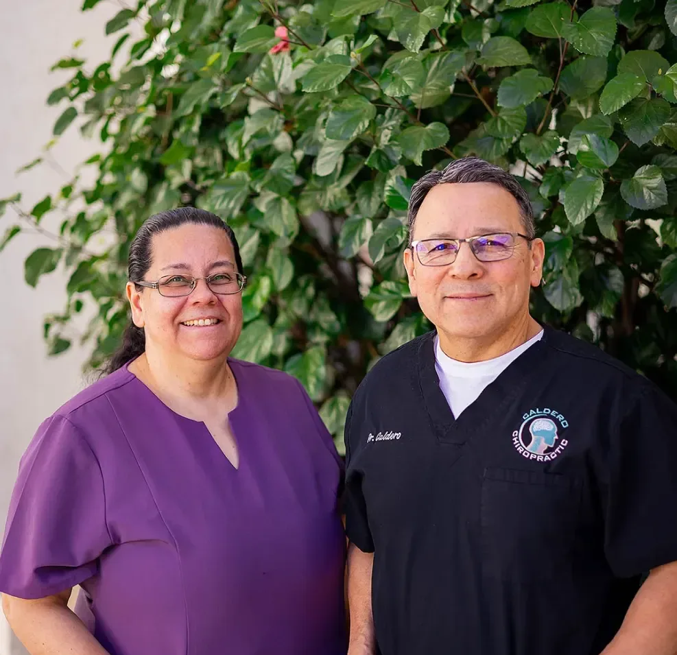 El Dr. James Caldero y Sandra Caldero de Caldero Chiropractic